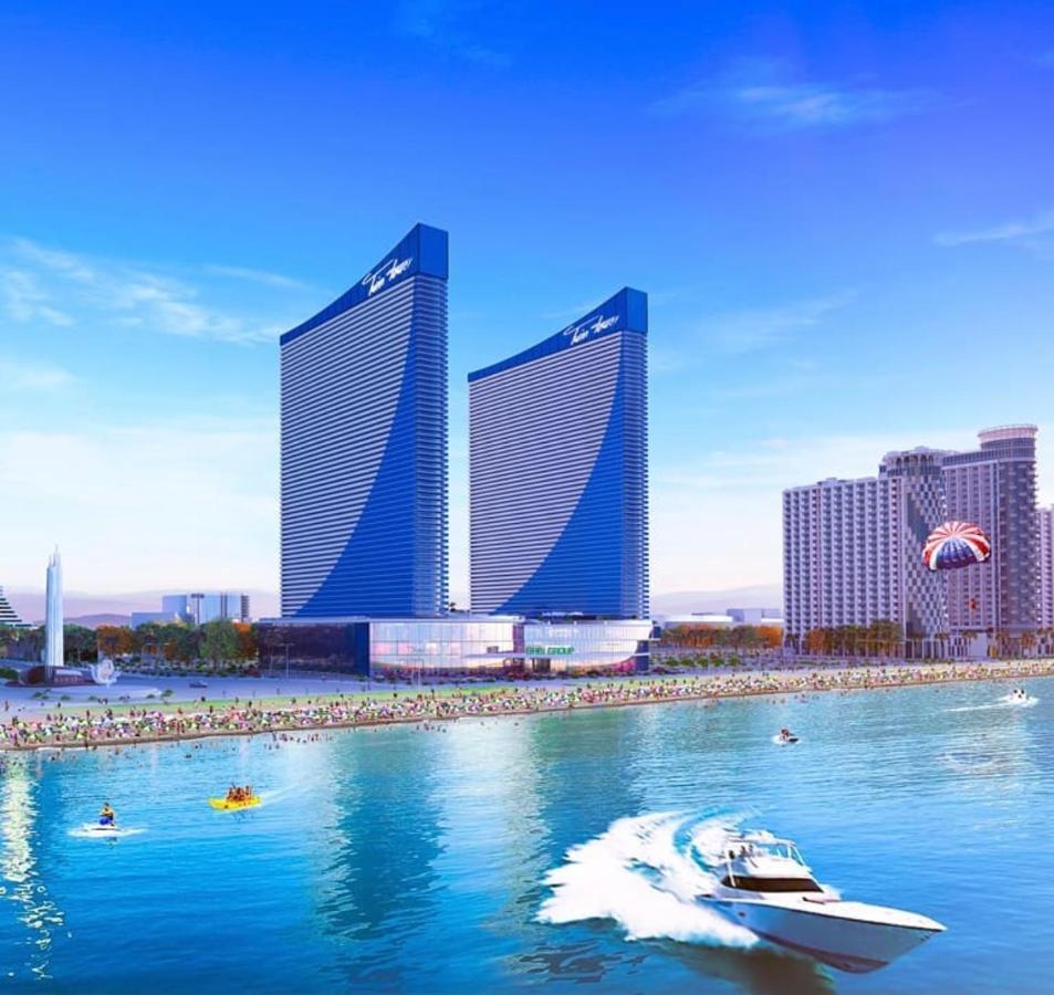 Orbi City Suites Batumi Exterior photo